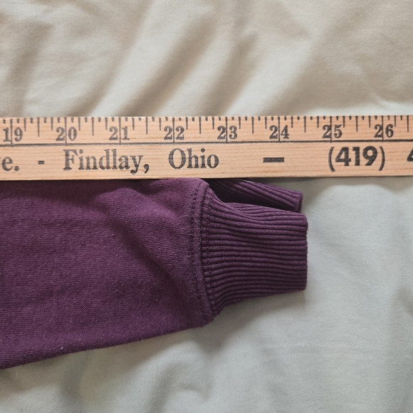 American Eagle Jegging Fit Burgundy Hoodie Sweater - Picture 6 of 6